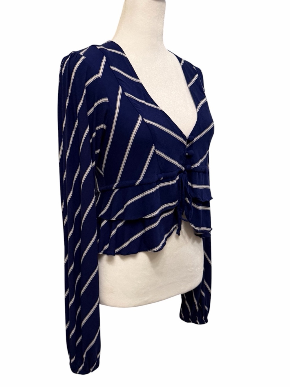 ~Free People Navy & White Chevron Tie-Front Peplum Blouse - Picture 6 of 14